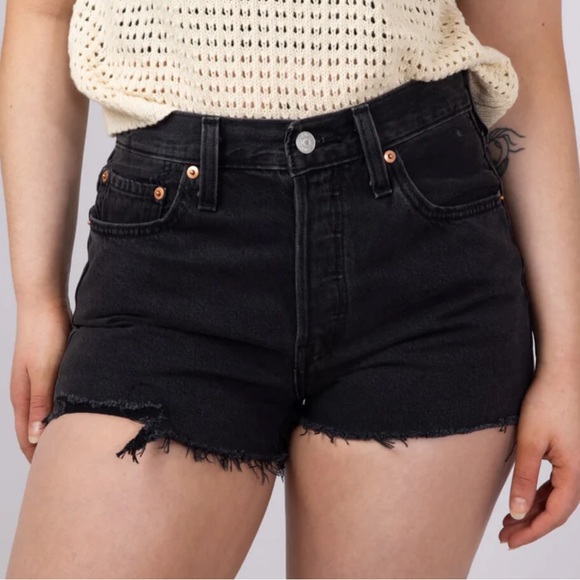 Levi’s 501 Original Denim Shorts for Women in Lunar Black - Picture 1 of 2